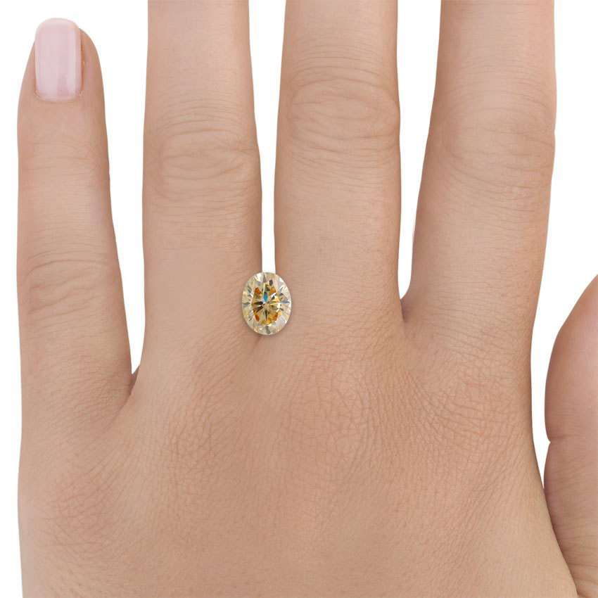 9x7mm Champagne Oval Moissanite | MOCH9X7OV3