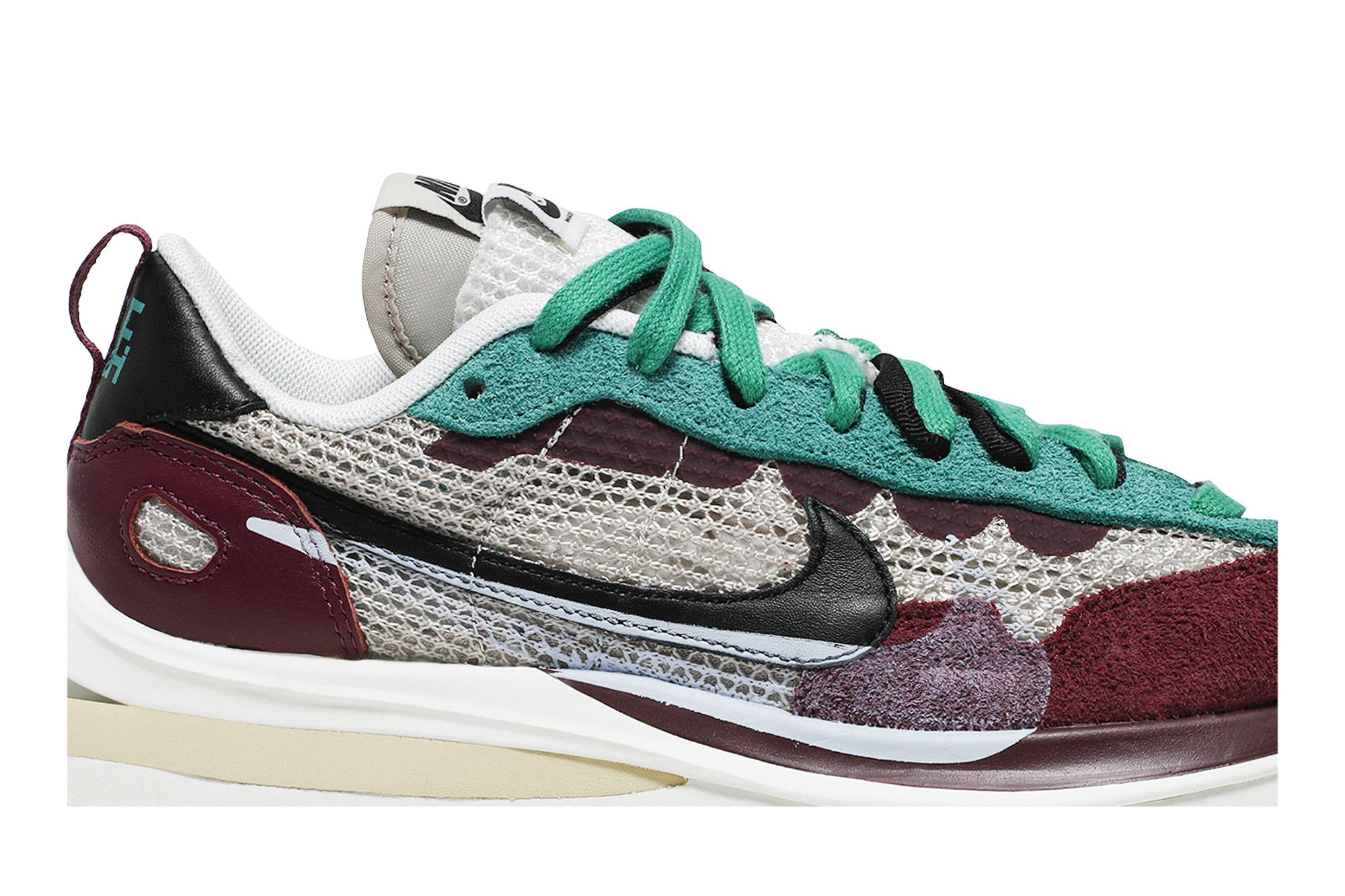 Buy sacai x Nike VaporWaffle SP 'Villain Red' - DD3035 200 | GOAT