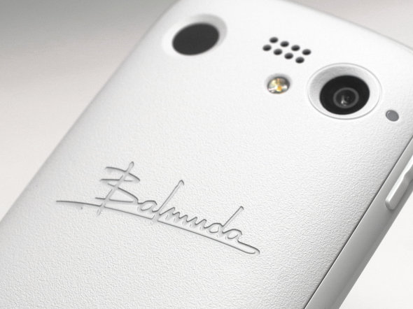 BALMUDA Phone」を冷静に評価する 価格だけではない、決定的な“惜しい
