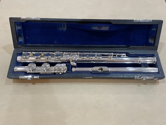 お得な価格に！】新品・中古フルートもお任せください！ - バイオリン