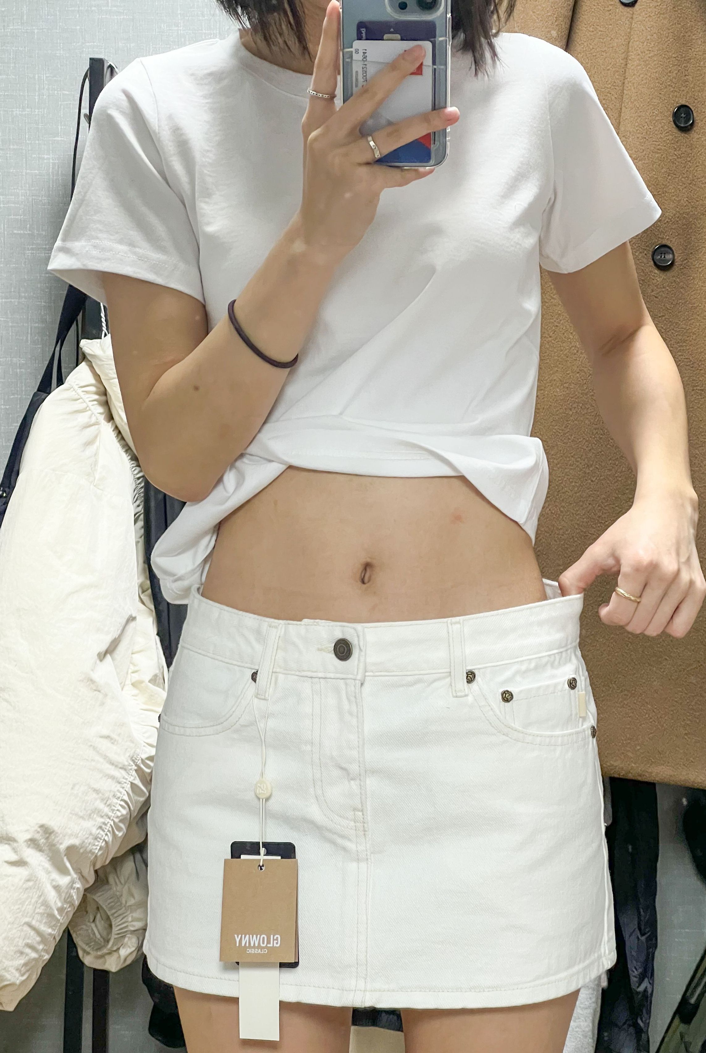 MUSINSA公式 | GLOWNY 99 LOW-RISE MINI SKIRT (WHITE)