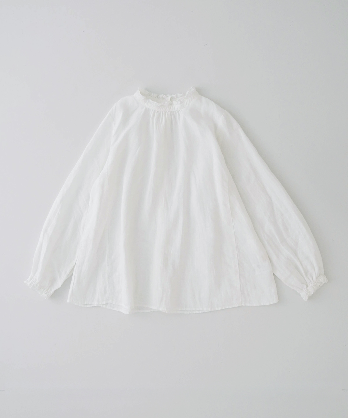 リネンスタンドフリルブラウス ルーズフィット｜nest Robe / CONFECT