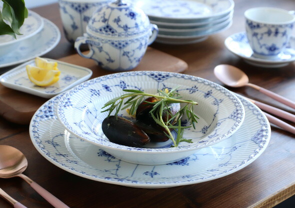 ロイヤルコペンハーゲン（Royal Copenhagen） ブルーフルーテッド