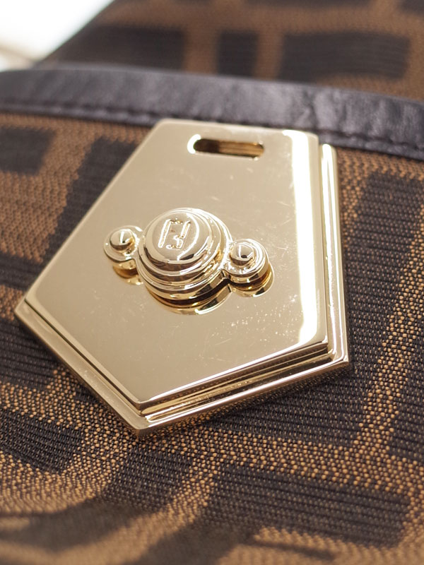 FENDI】フェンディ『ズッカ柄 ミニボストンバッグ』8BL104 レディース