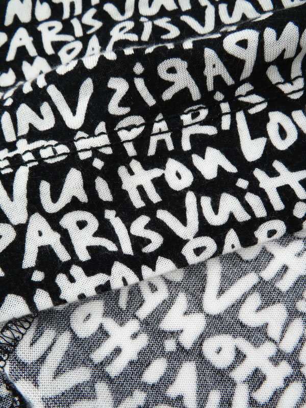 LOUIS VUITTON】【グラフィティ】【フランス製】【トップス】ルイ