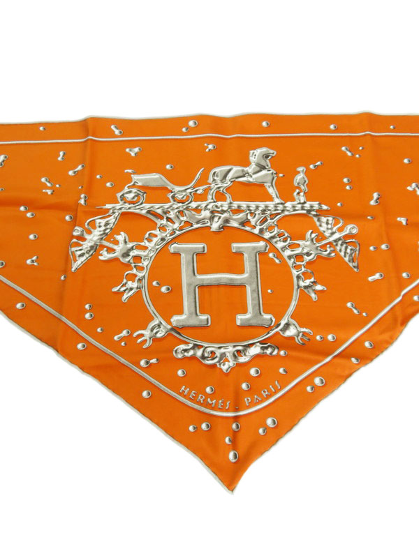 HERMES】【フランス製】エルメス『三角スカーフ 銀のしずく