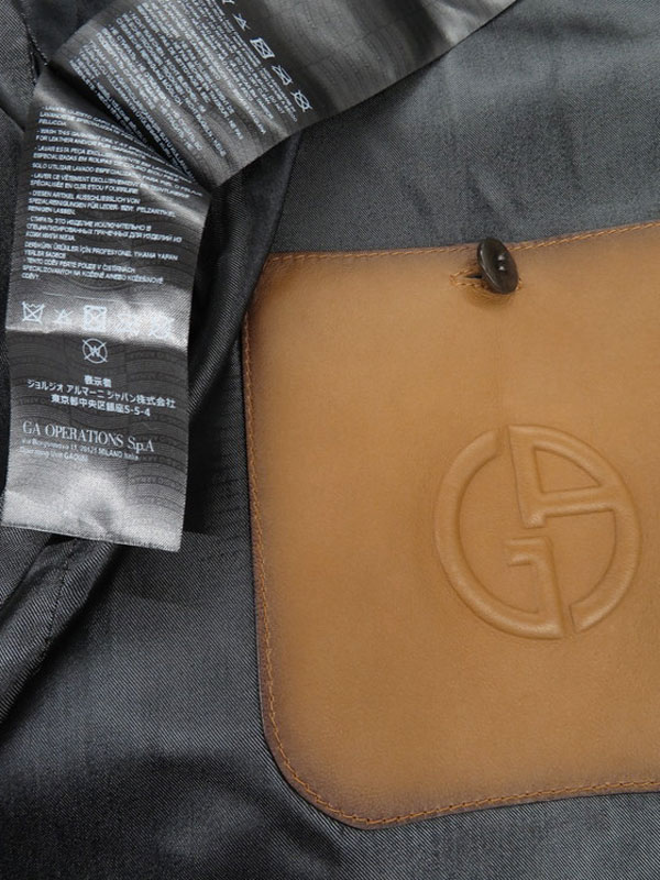 GIORGIO ARMANI】ジョルジオアルマーニ『黒タグ 毛皮 ジップアップ