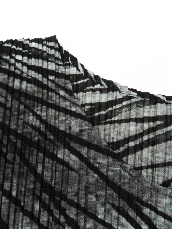 PLEATS PLEASE ISSEY MIYAKE】プリーツプリーズイッセイミヤケ『Motion