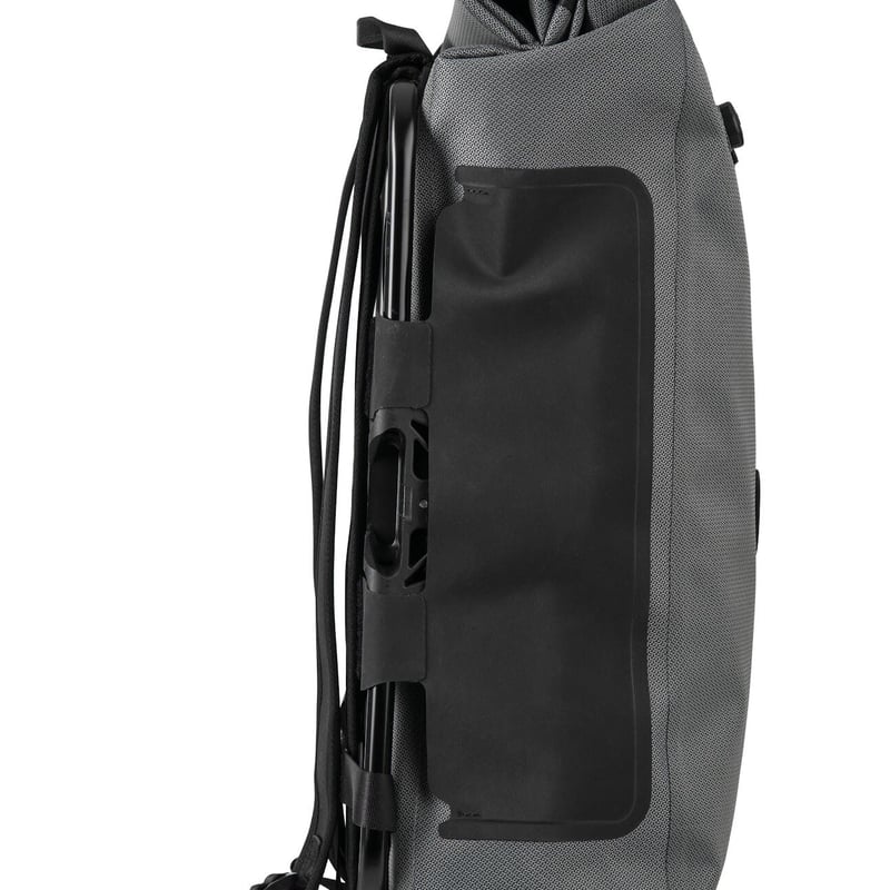 Brompton x Bear Grylls Waterproof Backpack（フロント