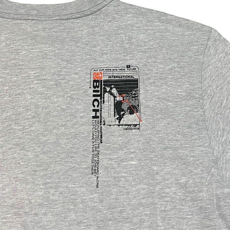USED】00'S BITCH SKATE BOARDS GRAPHIC T-SHIRT |