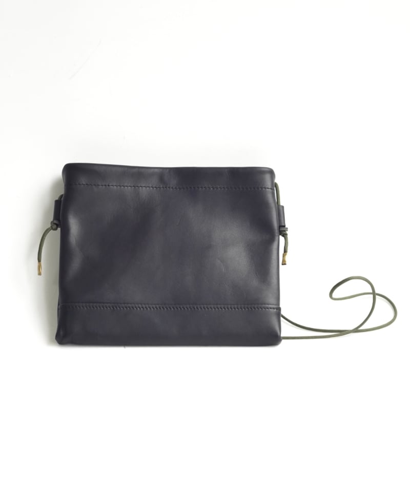 GUIDI CALF サコッシュ L | Tochca