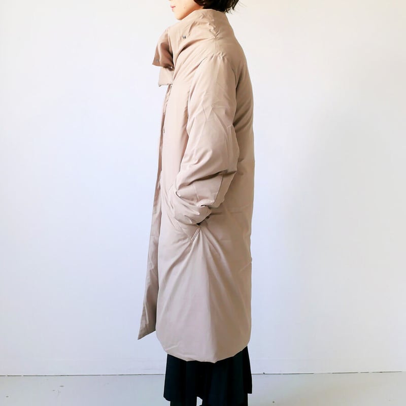 The Loft Labo｜ロフトラボ｜ スクエアダウンコート｜VOBB｜BEIGE | GO
