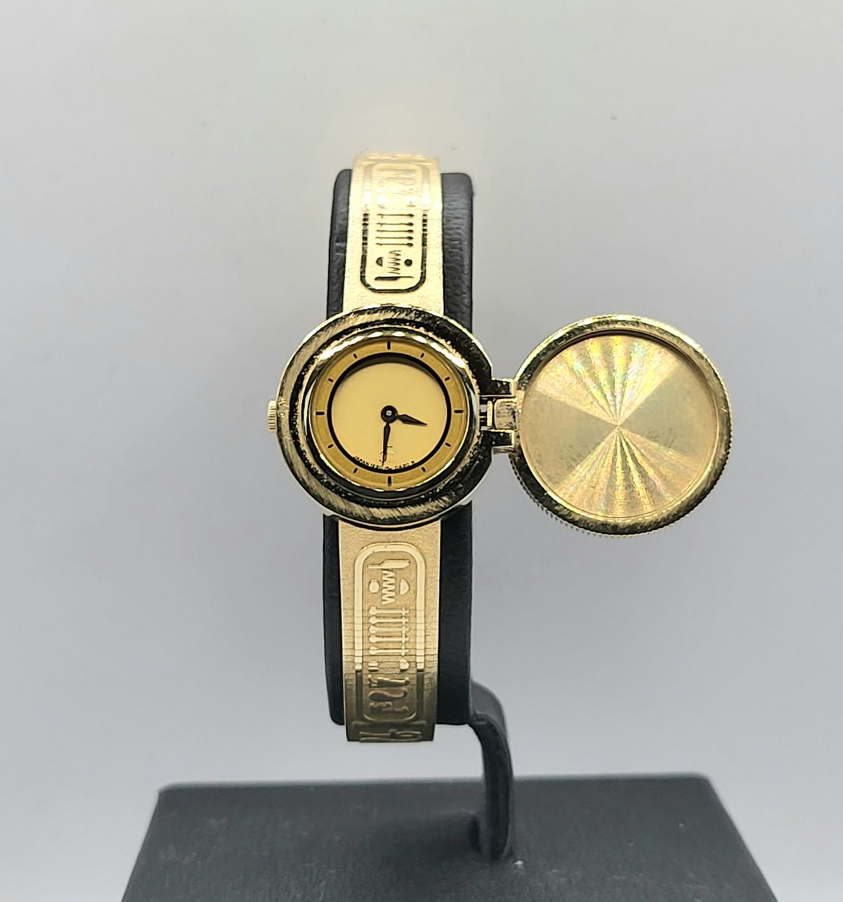 黄金のネフェルティティ（SEIKO) | Geekwatch