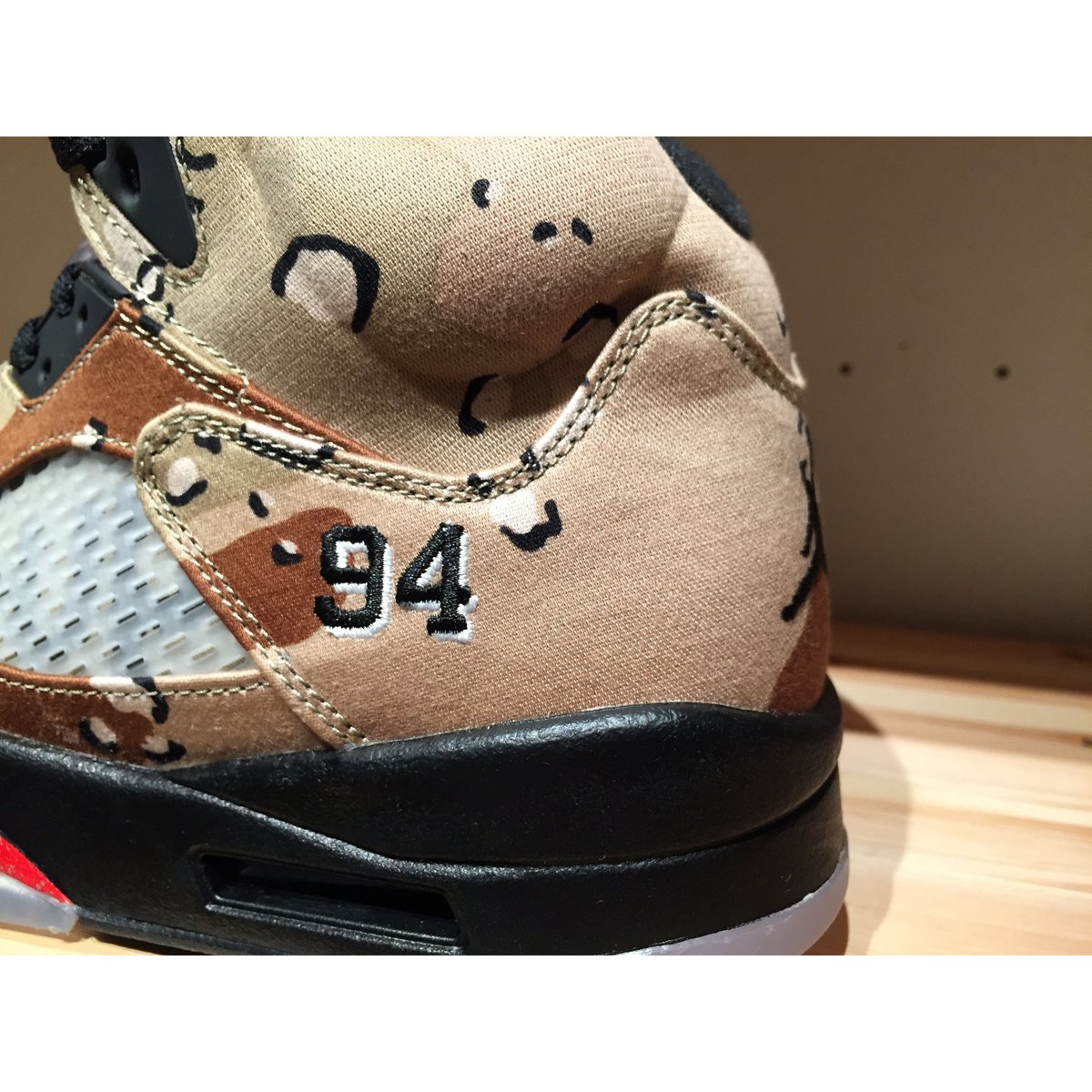 ☆SUPREMEコラボ - NIKE AIR JORDAN 5 RETRO SUPREME |