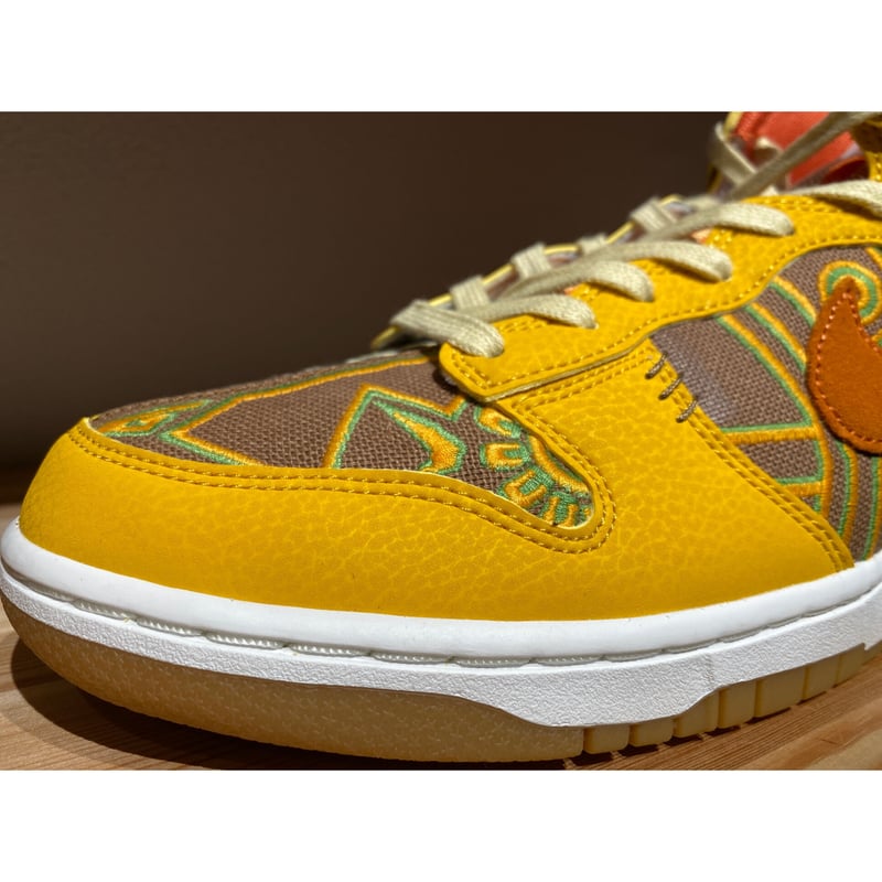 ☆Somos Familia - NIKE DUNK HI PRM | 9H9H NAHANAHA