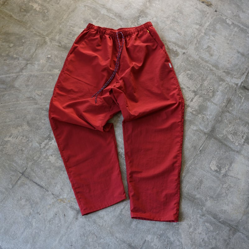 ACTIVE EASY PANTS NYLON RIPSTOP | UNSLACKS STORE
