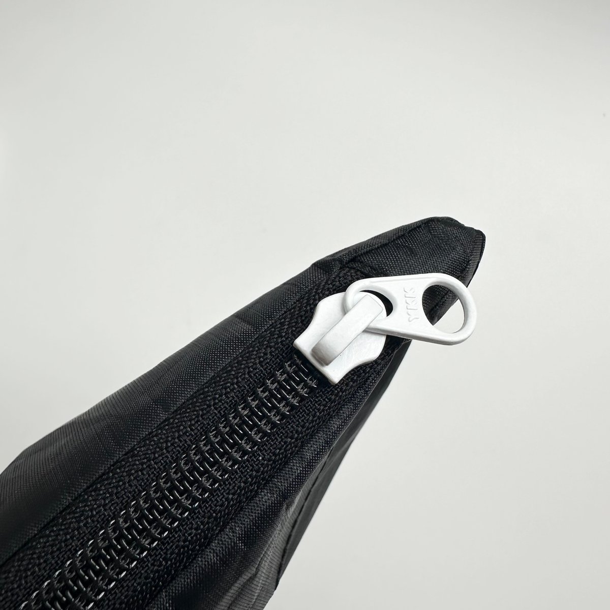 EYL Triple Pocket Pouch【M】 DCF Hybrid Black | E