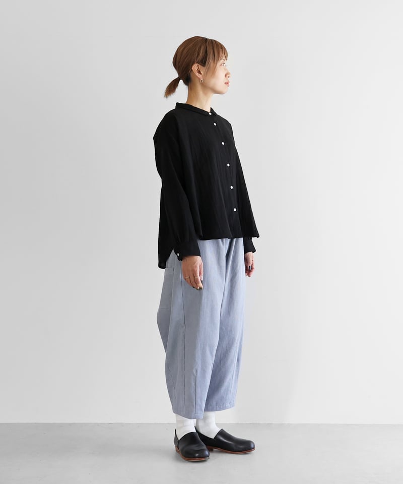HUIS | シャトルコーデュロイバルーンパンツ（細畝・ブルーグレー