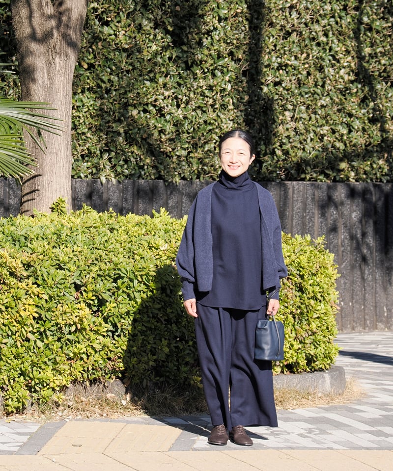 【美品】BRIEFING ネイビー ハイネックシャツ ブリーフィング ゴルフウェア 長袖シャツ 秋 冬 MS BACK LOGO LINE LS