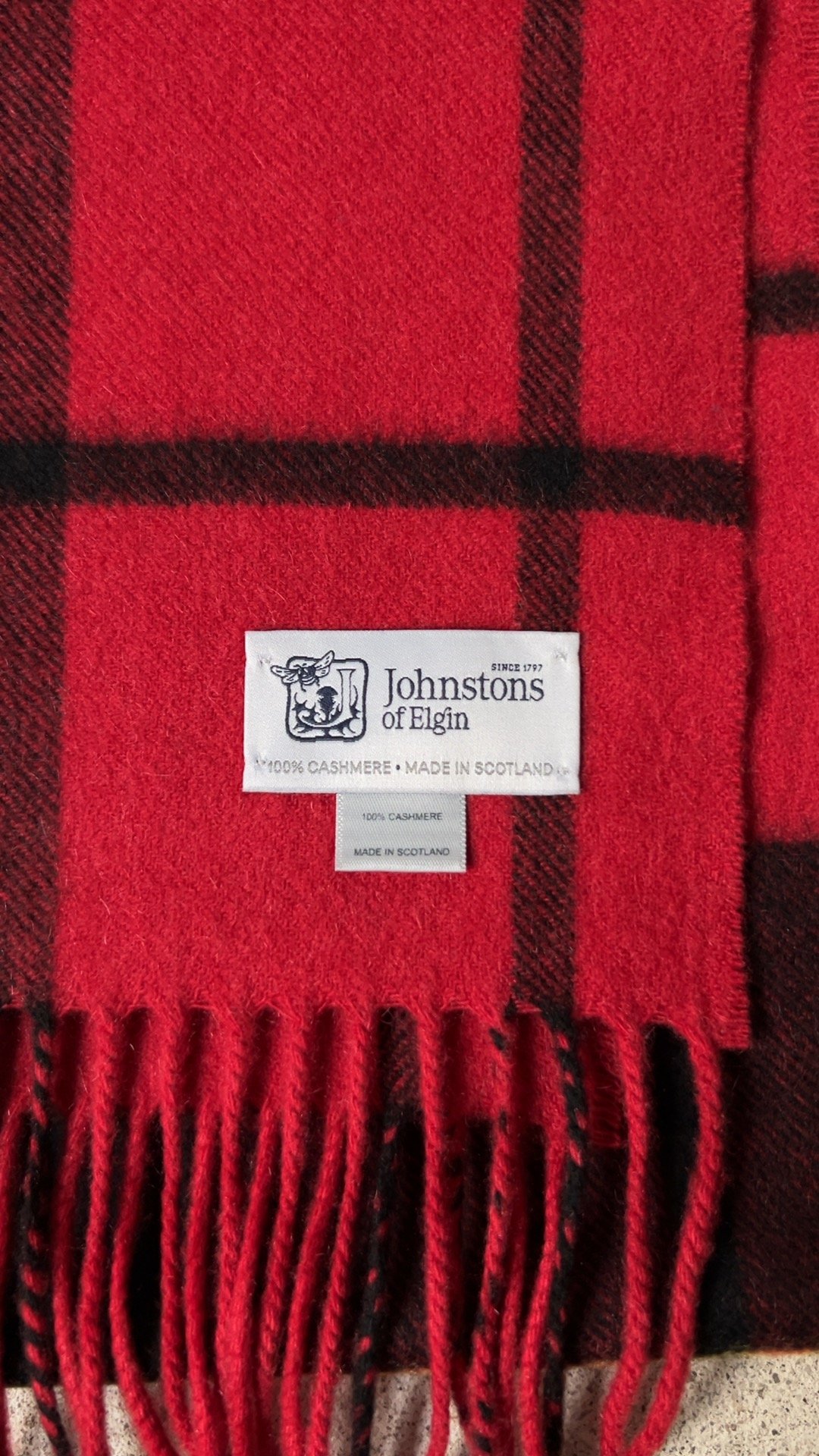 Johnstons of Elgin ジョンストンズ カシミヤ中判ストール(180×37cm