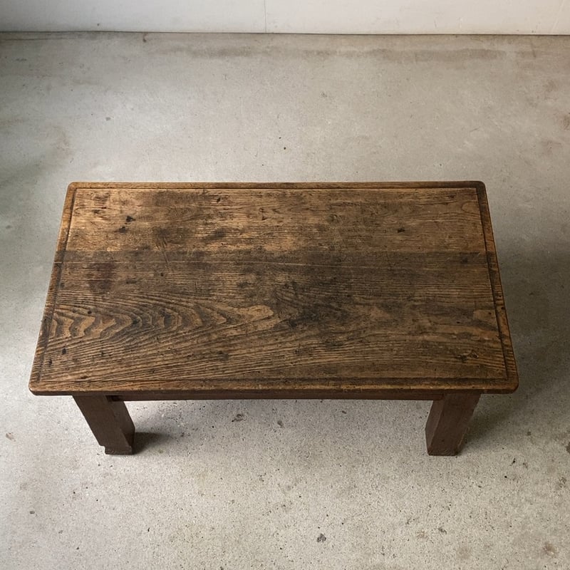 昭和期の小さい座卓 古い文机 ローテーブル 飾り台 飾り彫り和家具 古