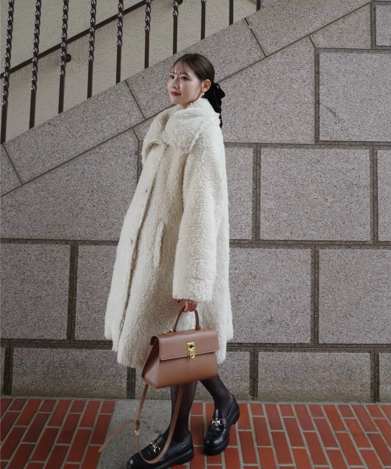 Acka. layered collar boa coat