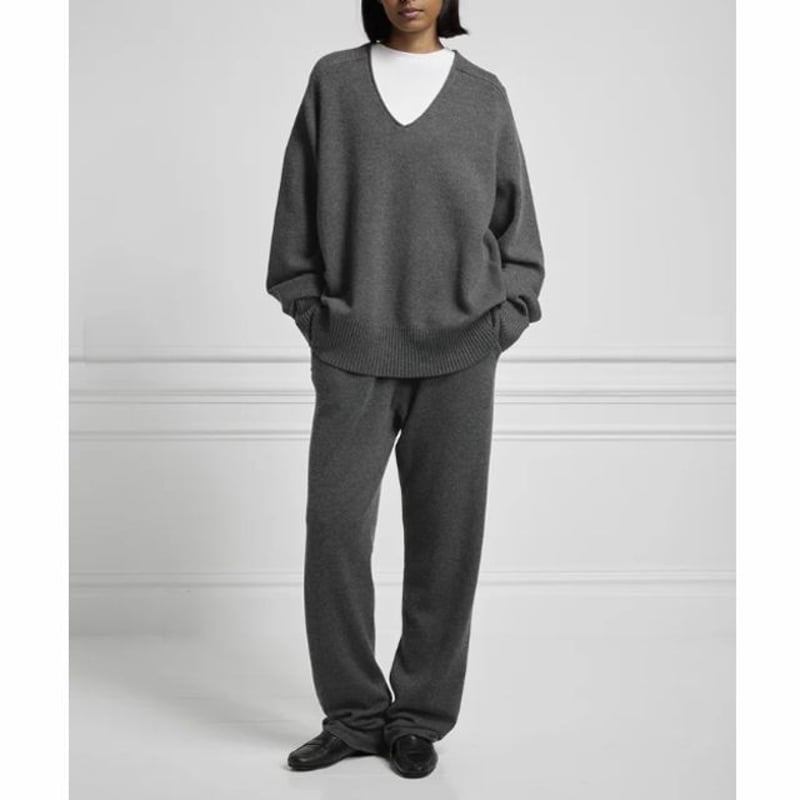 エクストリームカシミヤ extreme cashmere x Vネックセーター
