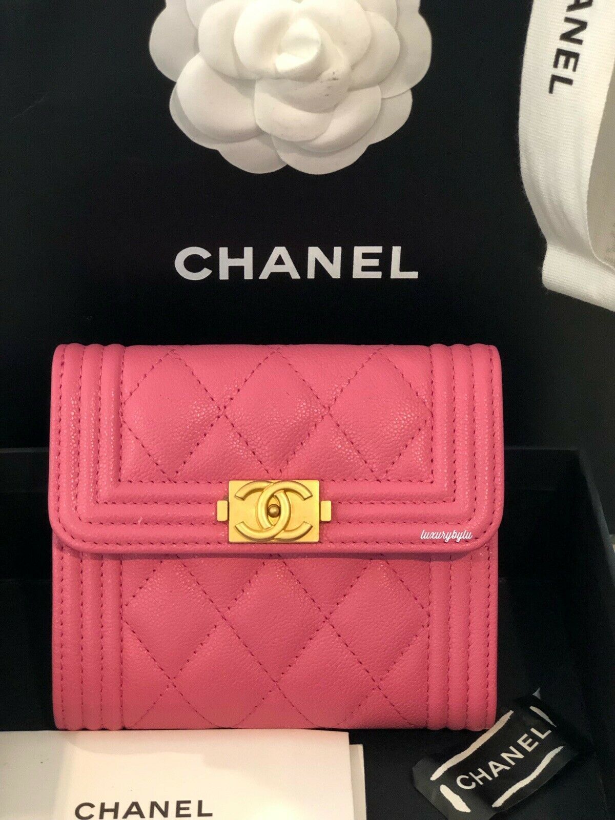 Boy Chanel (ボーイシャネル） 折りたたみ財布 ダークピンク | a-style
