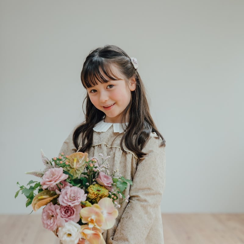 Petal / beige flower | june -little closet-
