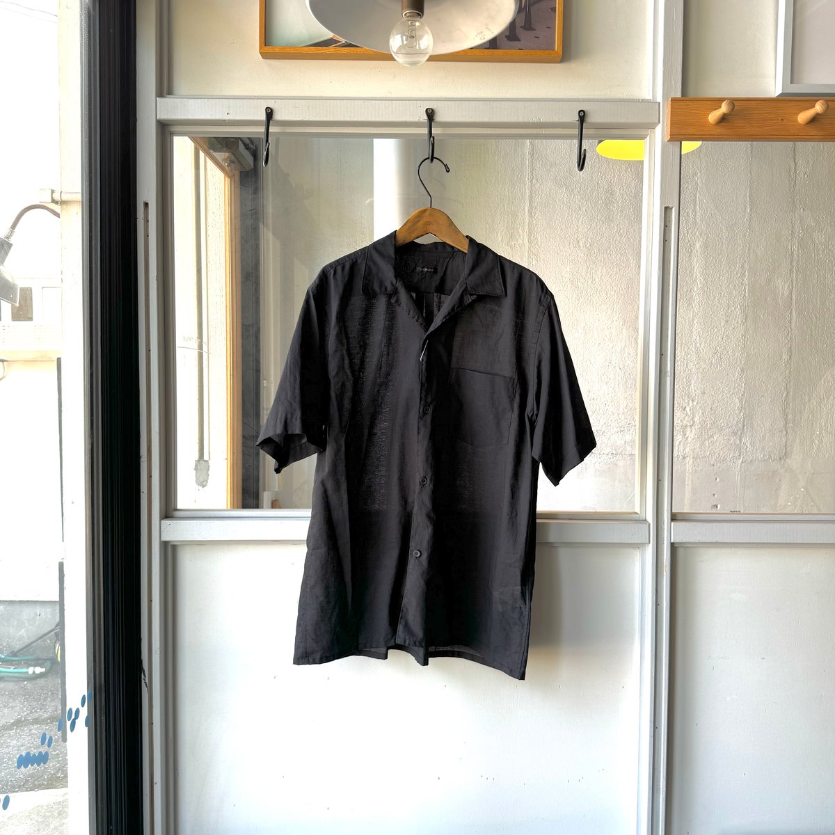 COMOLI KHADIコットン半袖 オープンカラーシャツ | Less Higashikawa