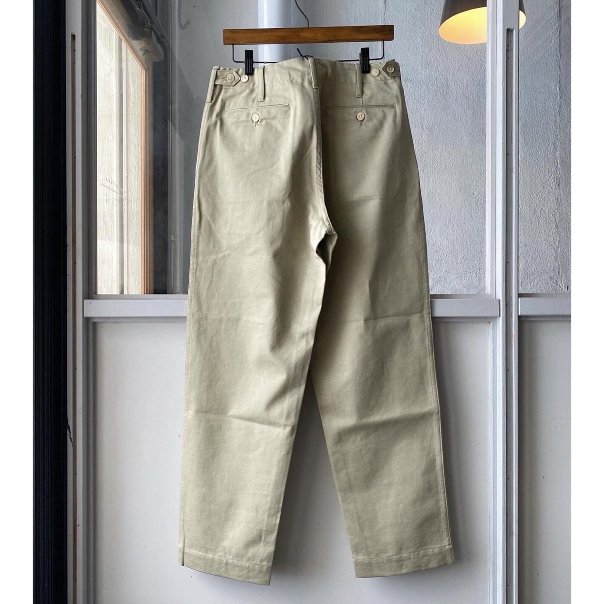 AURALEE WASHED FINX LIGHT CHINO PANTS A21SP0