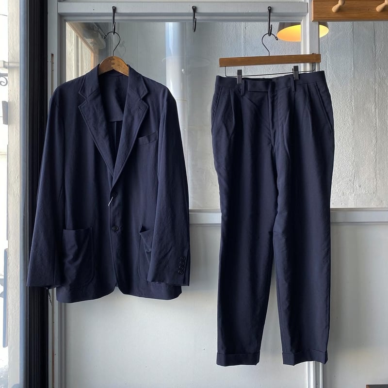 COMOLI ウール 2タックパンツ | Less Higashikawa