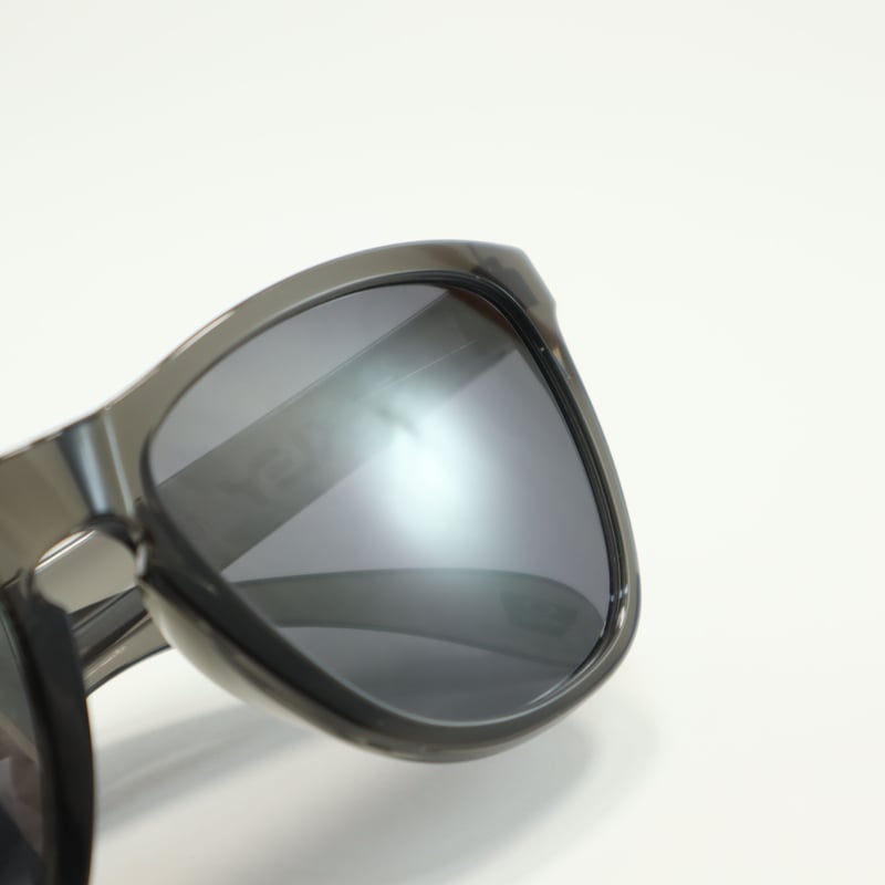 OAKLEY オークリー FROGSKINS フロッグスキン Grey Smoke / Bla