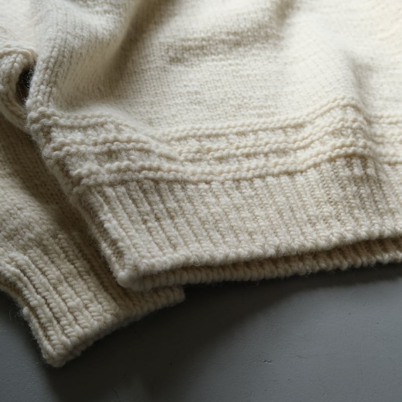 BATONER Men SPREAD ALAN CREW NECK IVORY BN-21F