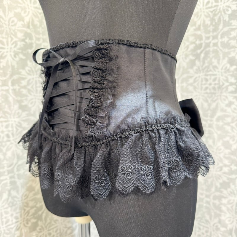 Enchantlic Enchantilly】チュールレースリボンコルセット（黒×黒