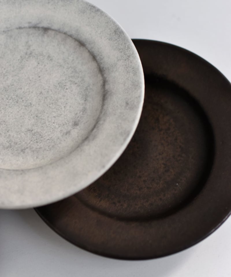 戸塚佳奈 / rim plate Φ17.5cm | Taine Online Store