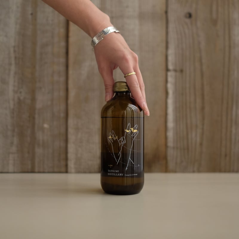 ALCHEMIAE FIRST ESSENCE 4TH ANNIVERSARY GIN | G