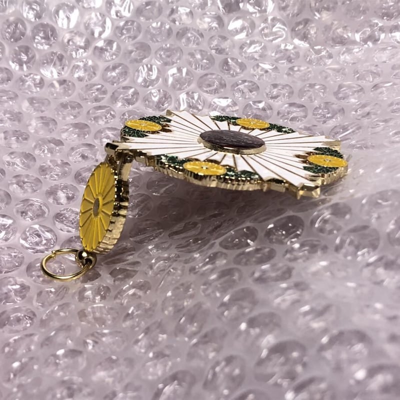 菊花章 正章 大勲位菊花大綬章 複製品 | MilitaryX's STORE