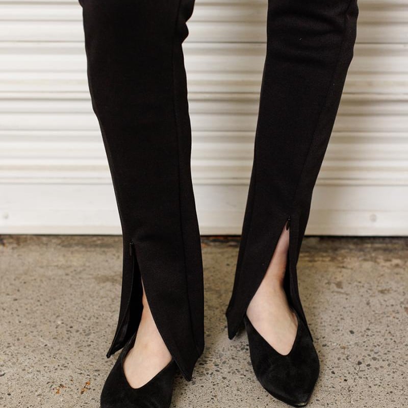 YENN】FRONT SLIT LEGGINGS | Selectshop shooby d