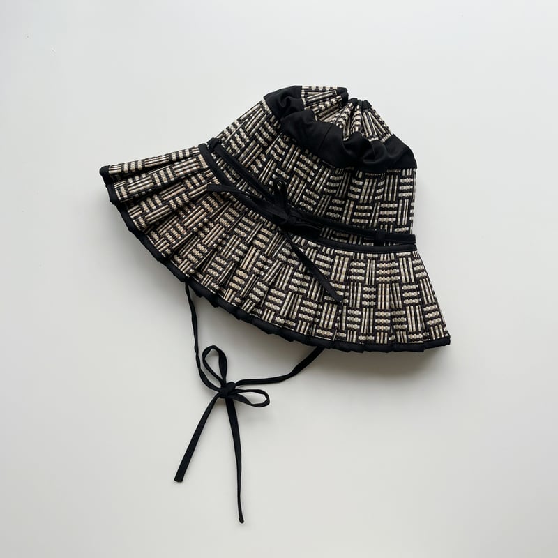 LORNA MURRAY Black Bamboo Capri Child Hat | Ba
