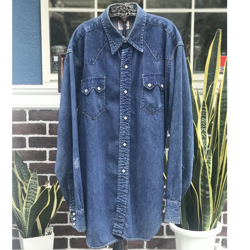 Vintage LEVI'S Short Horn Denim Western Shirts