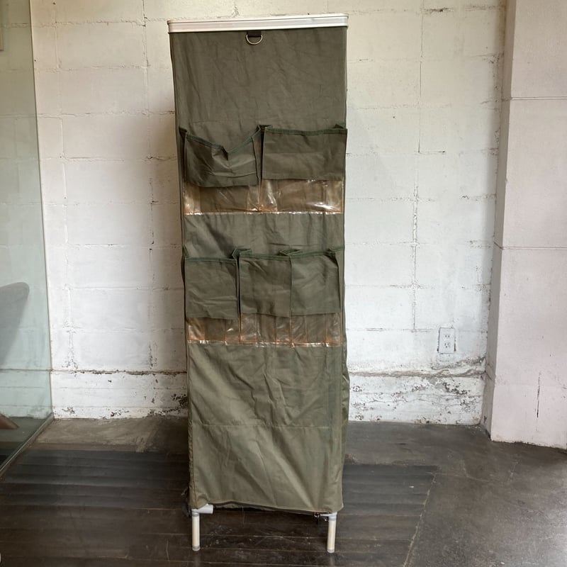70s France army folding cabinet | The NOON