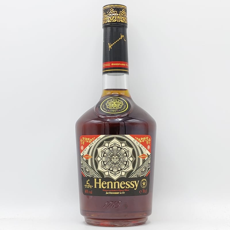 ヘネシーV.S リミテッドエディション Hennessy V.S LIMITED EDITIO