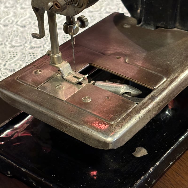 アンティーク アメリカ製NEW HOME SEWING MACHINE | アンティーク家具と