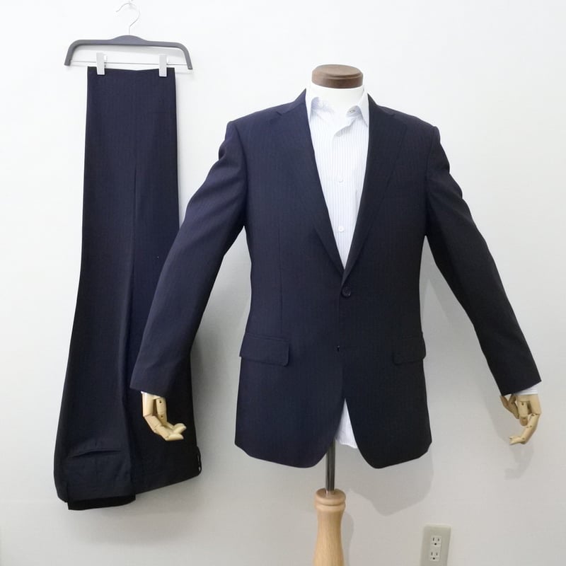 XL187｜D'URBAN( ダーバン) 2Bダークネイビーストライプスーツ(AB7