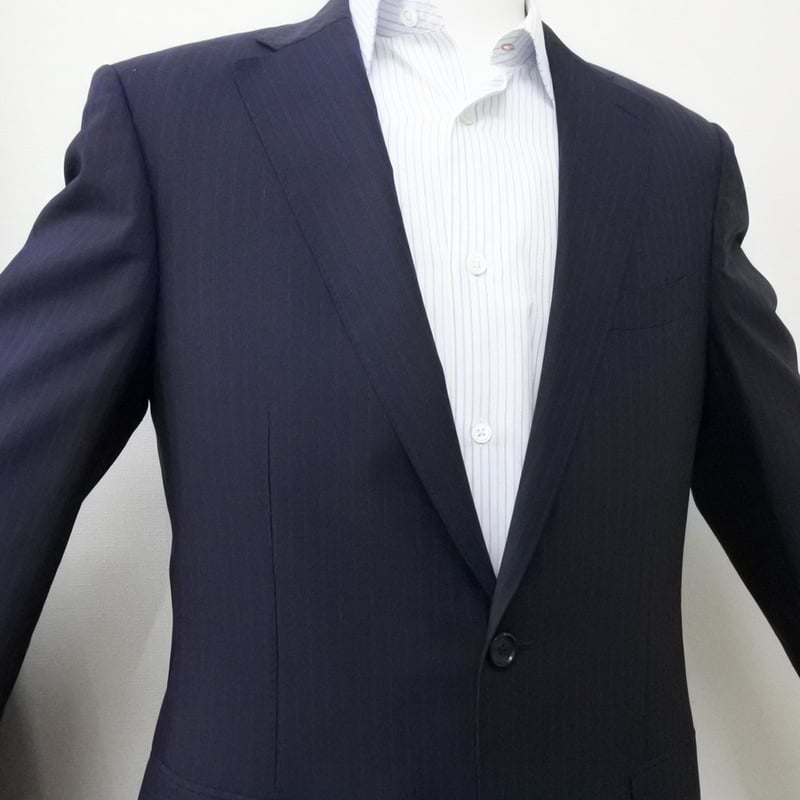 XL187｜D'URBAN( ダーバン) 2Bダークネイビーストライプスーツ(AB7