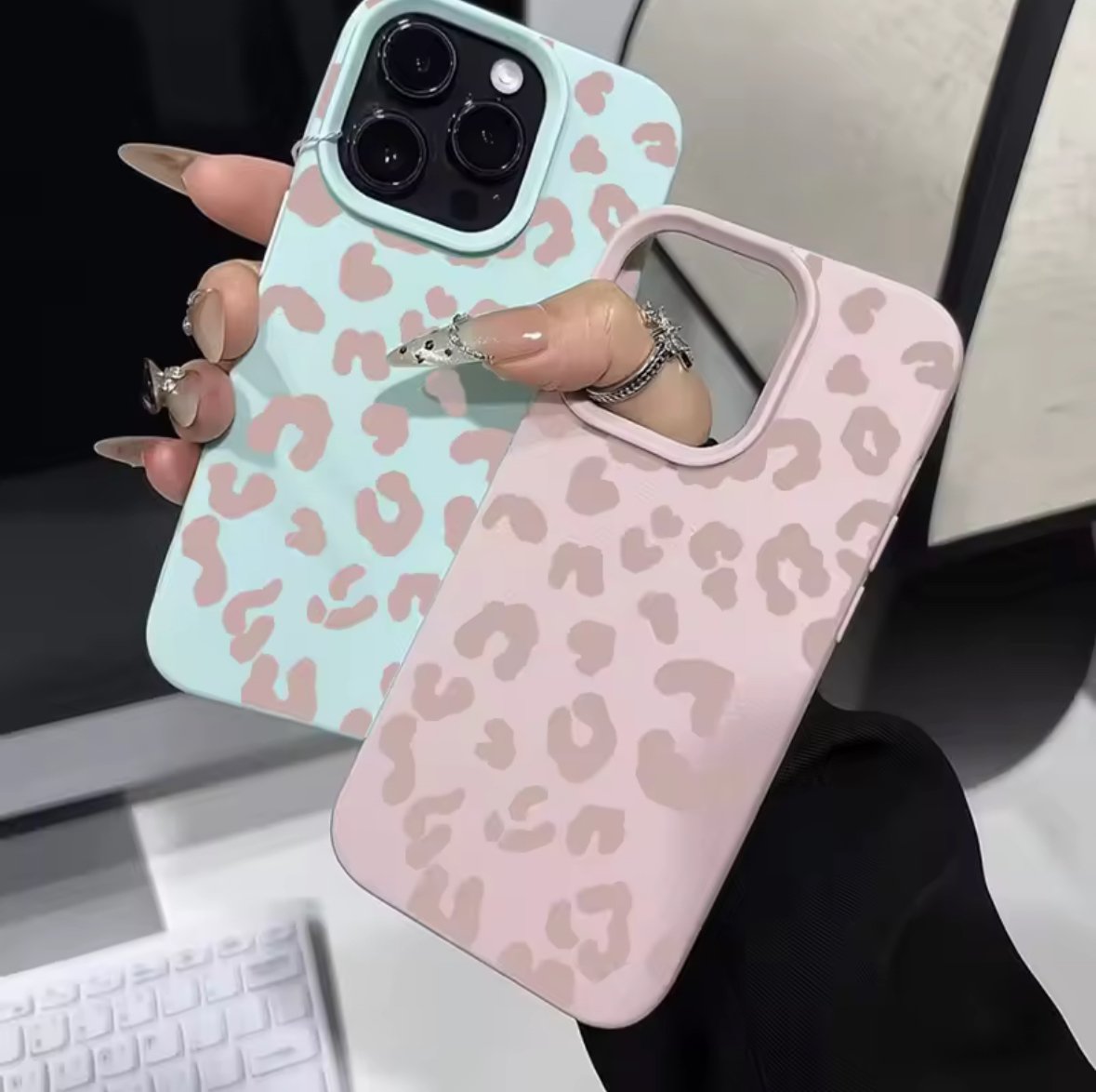 S74956 カラフルレオパード iPhoneケース | nanomita