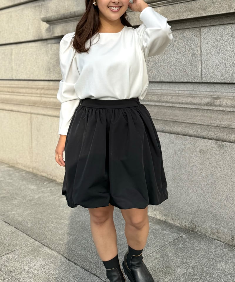 sheller シェリエ サイドZIPタックショートパンツ シェリエ サイドヘム