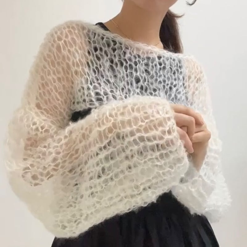 Short length mohair knit （White）ショート丈モヘアニット（ホワイ