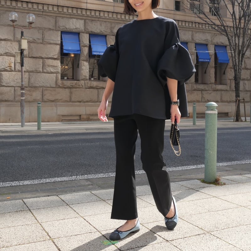 Whip Ballon Sleeve BL black | HEVE